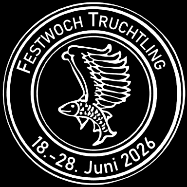 Mehr über den Artikel erfahren Schützen trotzen der Hitze – Festzug in Truchtlaching